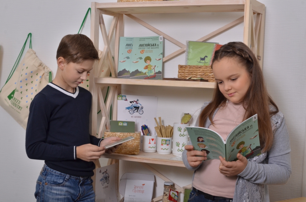 Як грінкантрівці заробляють знаннями. Крамничка: товари та ціни.
